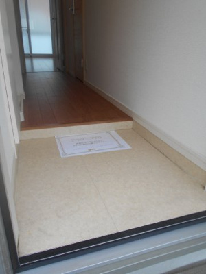 【玄関】 | リブリ・ＬＵＸＴＩＡ