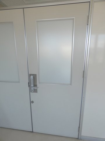 エクセディアの玄関