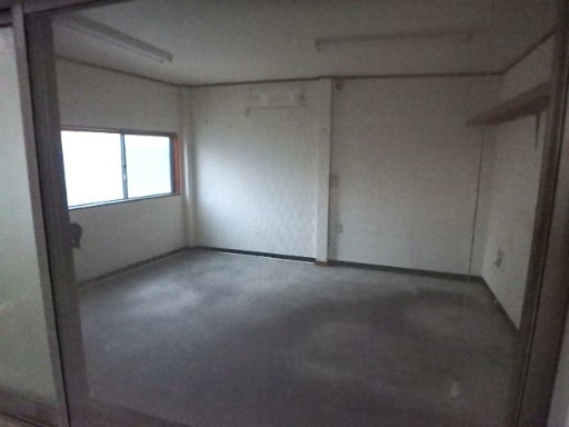 神原町貸工場の内装