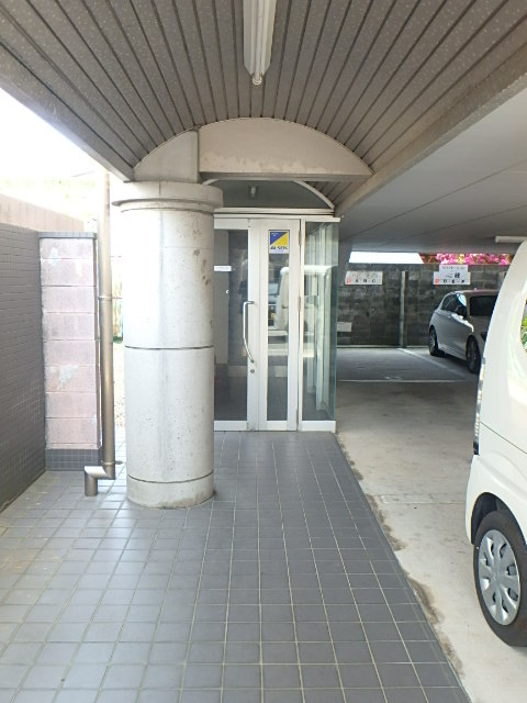 イーストメゾンⅡのエントランス