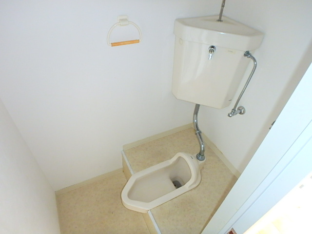 内田ビルのトイレ