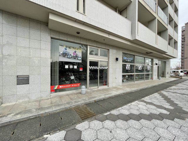 スイートアイのエントランス