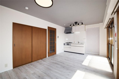 【居間・リビング】 | ユーミー生桑マンション