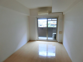 【居間・リビング】 | アーバングリーン甲子園（アーデン甲子園）