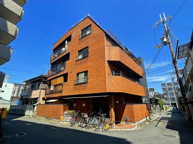 グランステージ奈良三条の外観|キレイな外観です。