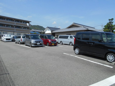 【外観】 | 林駐車場