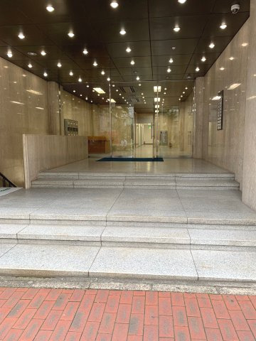 小川町進興ビルのエントランス