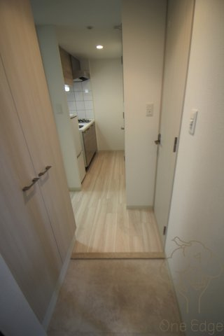 エスリード南森町の玄関