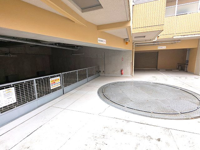 RESIDIA町屋の設備|レジディア町屋の駐車場です、空き状況や料金はお問合せ下さい