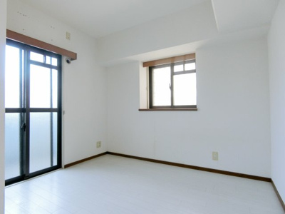 【洋室】 | リブコート神戸山の手 | 広々とした洋室です