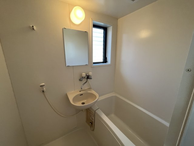 ミナミコートの浴室