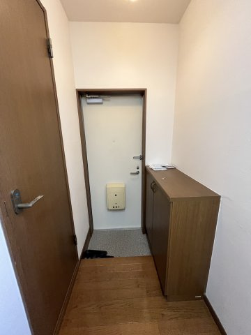 ミナミコートの玄関