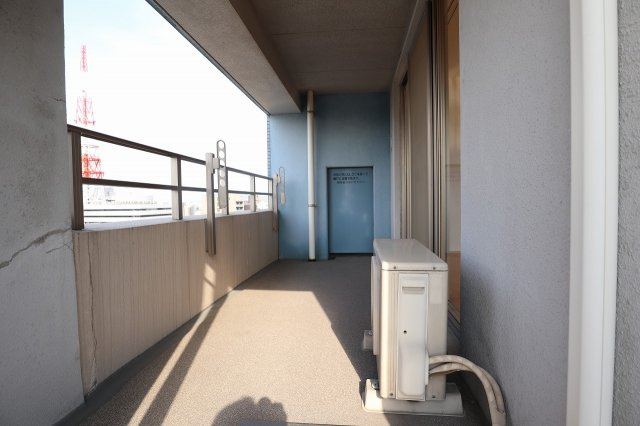 サヴォイテンジンクォーター14階のバルコニー|現状優先になります。