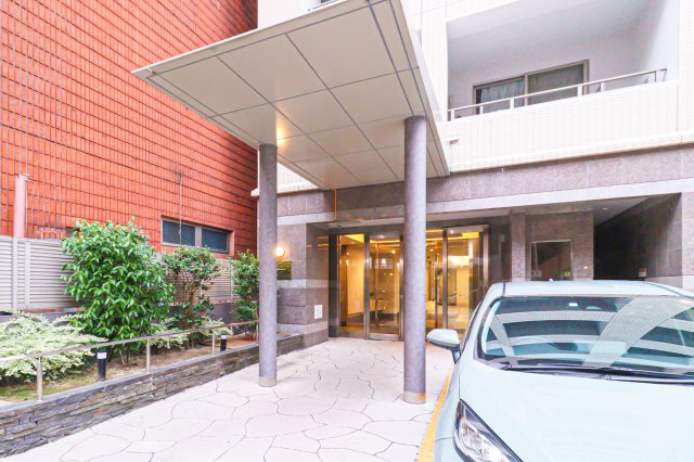 サヴォイテンジンクォーター14階のエントランス