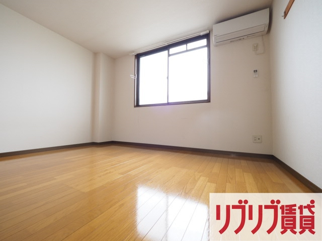 東千葉ハイリビング六番館の居間・リビング