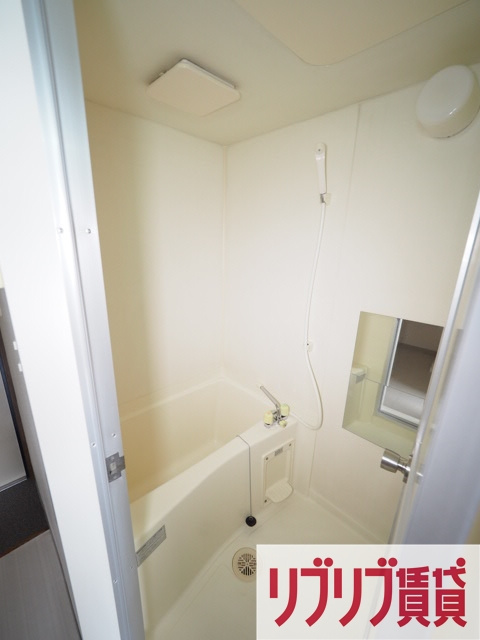 東千葉ハイリビング六番館の浴室