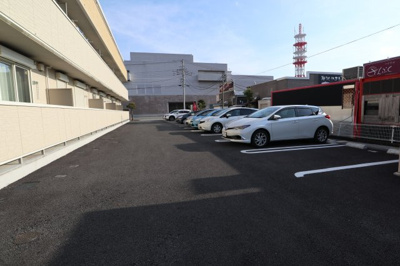 【駐車場】 | ミルキーウェイ