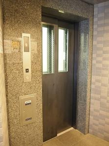 ルーブル新宿水道町のその他共用部分|エレベーター
