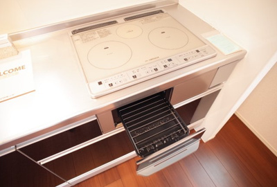 【設備】 | ビューソフィアB棟 | ＩＨ3口ガスコンロ＆グリル