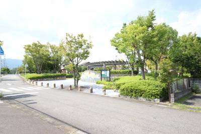【周辺】 | 大津市仰木の里東7丁目3-21　中古戸建 | すぐ隣の公園