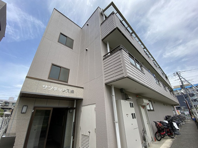 【外観】 | サンネックス峰 | 小田急線・南武線「登戸」駅より徒歩3分！2沿線利用可能！コンビニやスーパーが近くて大変便利な立地です★
