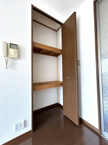 ヴェルデューラNi-noの収納