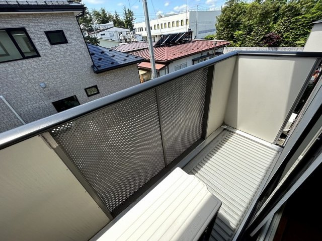 ヴェルデューラNi-noのバルコニー