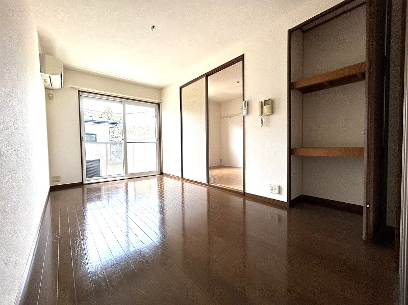 ヴェルデューラNi-noの居間・リビング