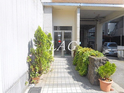 【エントランス】 | 慶応マンション | エントランスです。