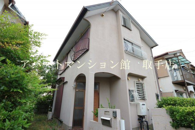 取手椚木貸家の外観