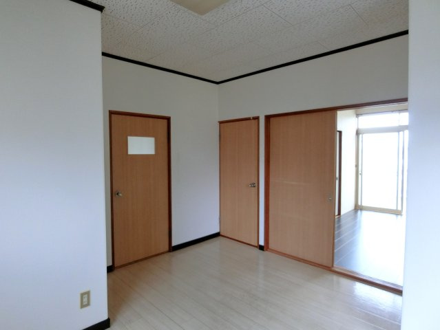 スコレー清名幸谷の居間・リビング