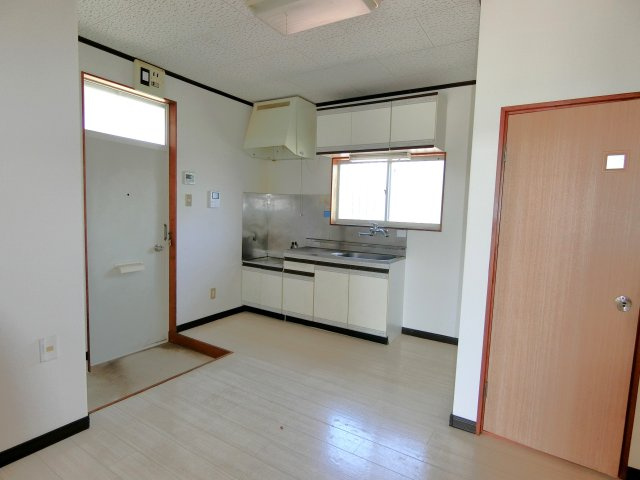 スコレー清名幸谷の居間・リビング