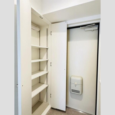 【玄関】 | キャッスルコート岩端