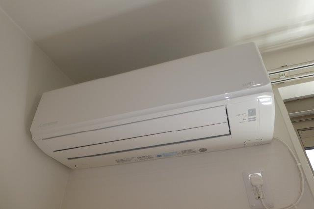 CoCo平田の設備|洋室エアコン