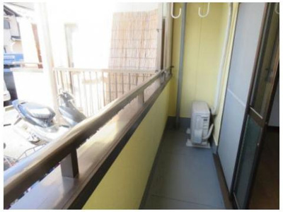 【バルコニー】 | VIVID CASTLE