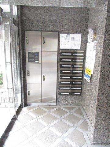 アイオス日暮里のその他共用部分|メールボックス・宅配ボックス