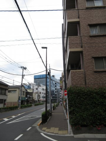 アイオス日暮里の周辺