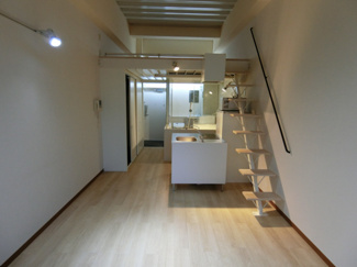 【居間・リビング】 | C4 koshien east