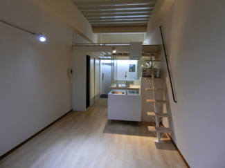 【居間・リビング】 | C4 koshien east