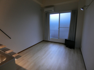 【居間・リビング】 | C4 koshien east