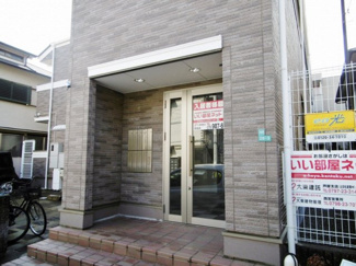 【エントランス】