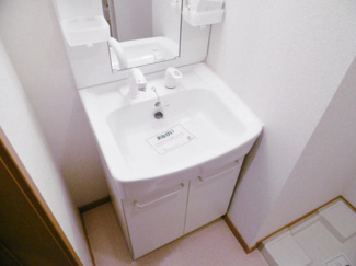【洗面所】