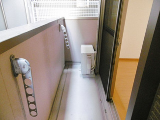 【バルコニー】