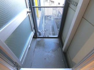 【バルコニー】