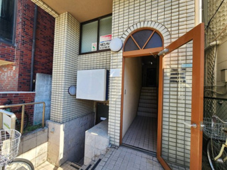 【エントランス】
