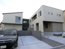 プレミアムコート甲子園の画像