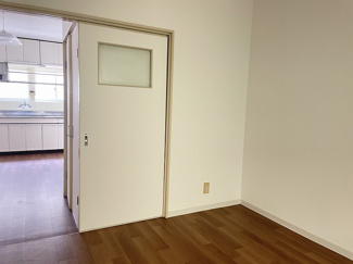 【洋室】 | 東鳴尾貸家