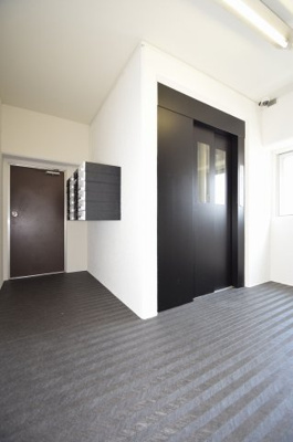 【エントランス】 | ピース・クラージュＡ