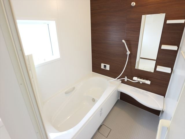 アイリス Bの浴室