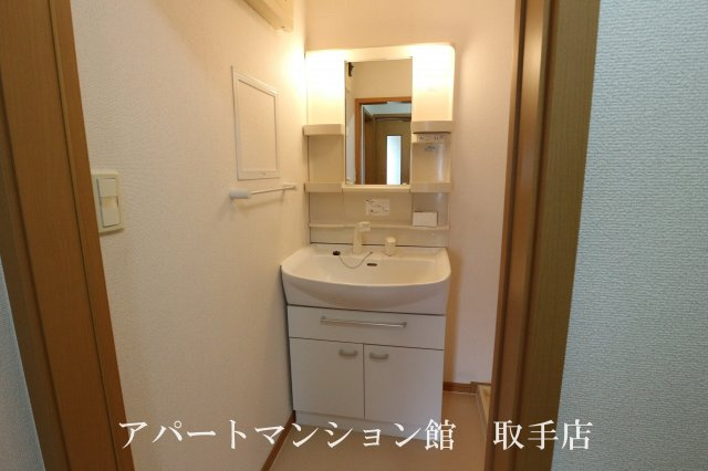 セレジェイラの独立洗面台